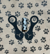 Load image into Gallery viewer, Hands-Free Dog Poop Bag Holder